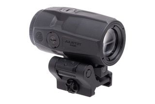 SIG 3x optic magnifier, black.